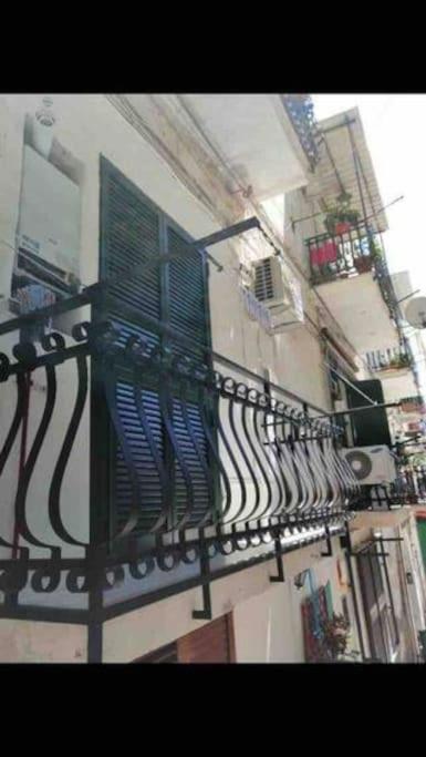 House Vetriera